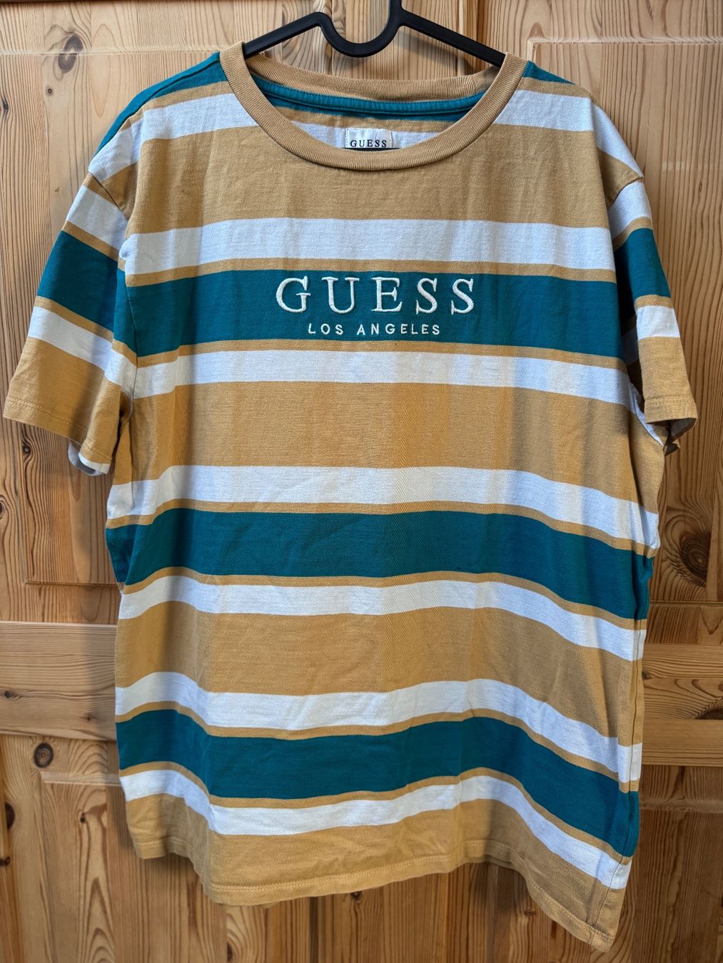 Guess T-Shirts: Guess T-Shirt – Gebraucht aus Wittinsburg von Gia_Diva