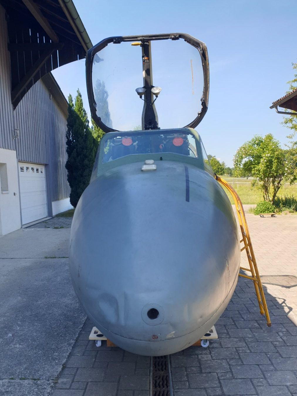 Altro per industria metallurgica: Vampire DH115 U-1235 Schweizer Luftwaffe – Usato da Düdingen venduto da 7471 5