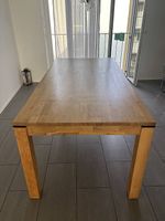 Massiver Holztisch zu verkaufen  180 x 88.5 cm