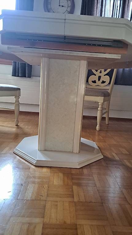 Tische: Tisch antik 8-Eckig – Gebraucht aus Uetliburg SG von Princess_Emily 1