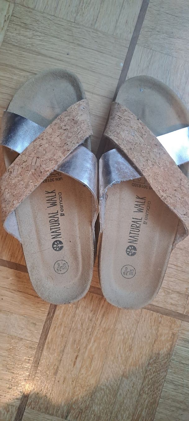 Scarpe da donna: Hausschuhe Kork – Usato da Kehrsatz venduto da bri_vpf2