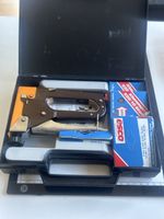 ESCO Tackermatte compacta 530 mit Klammern (I14)