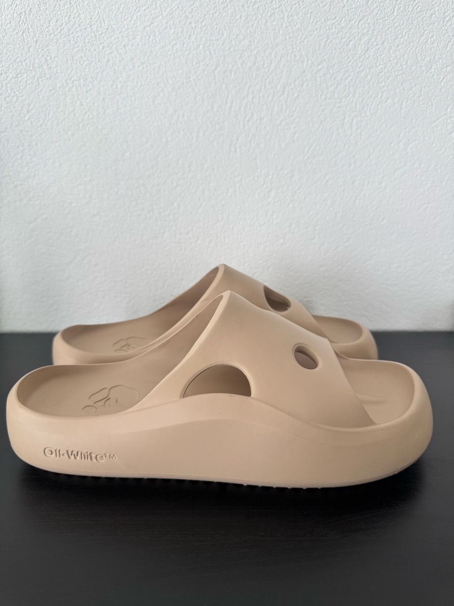 Off-White Herrenschuhe: Off-White slides in rubber size 40, brand new – Neu (gemäss Beschreibung) aus Dübendorf von fra_h2bp 1