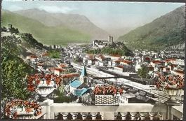BELLINZONA Panorama - Bahnhof mit Bahn