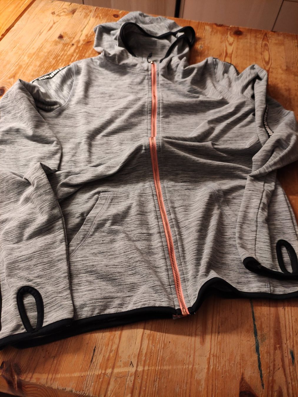 Vestes & Manteaux: Sportjacke – D'occasion à Mümliswil par Andreablaukatze