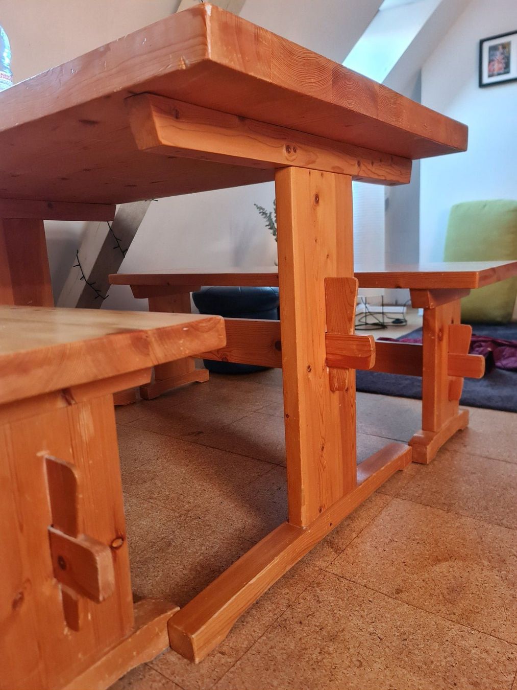 Set di tavolo e panche: Tisch mit Bänken – Usato da Zürich venduto da bar_5h9n 1