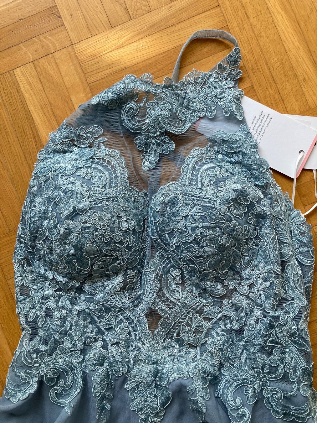 Kleider: Cocktailkleid mit schönen Spitzen – Neu und originalverpackt aus Watt von mar_5m2v 1