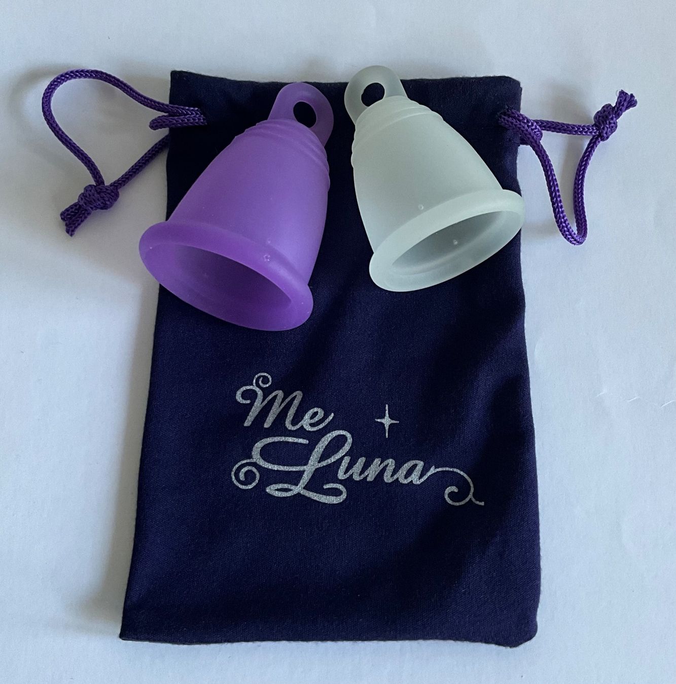 Attrezzature mediche: Me Luna Menstruationstassen Set, M und S – Nuovo (secondo la descrizione) da Zürich venduto da Bill.lee 1