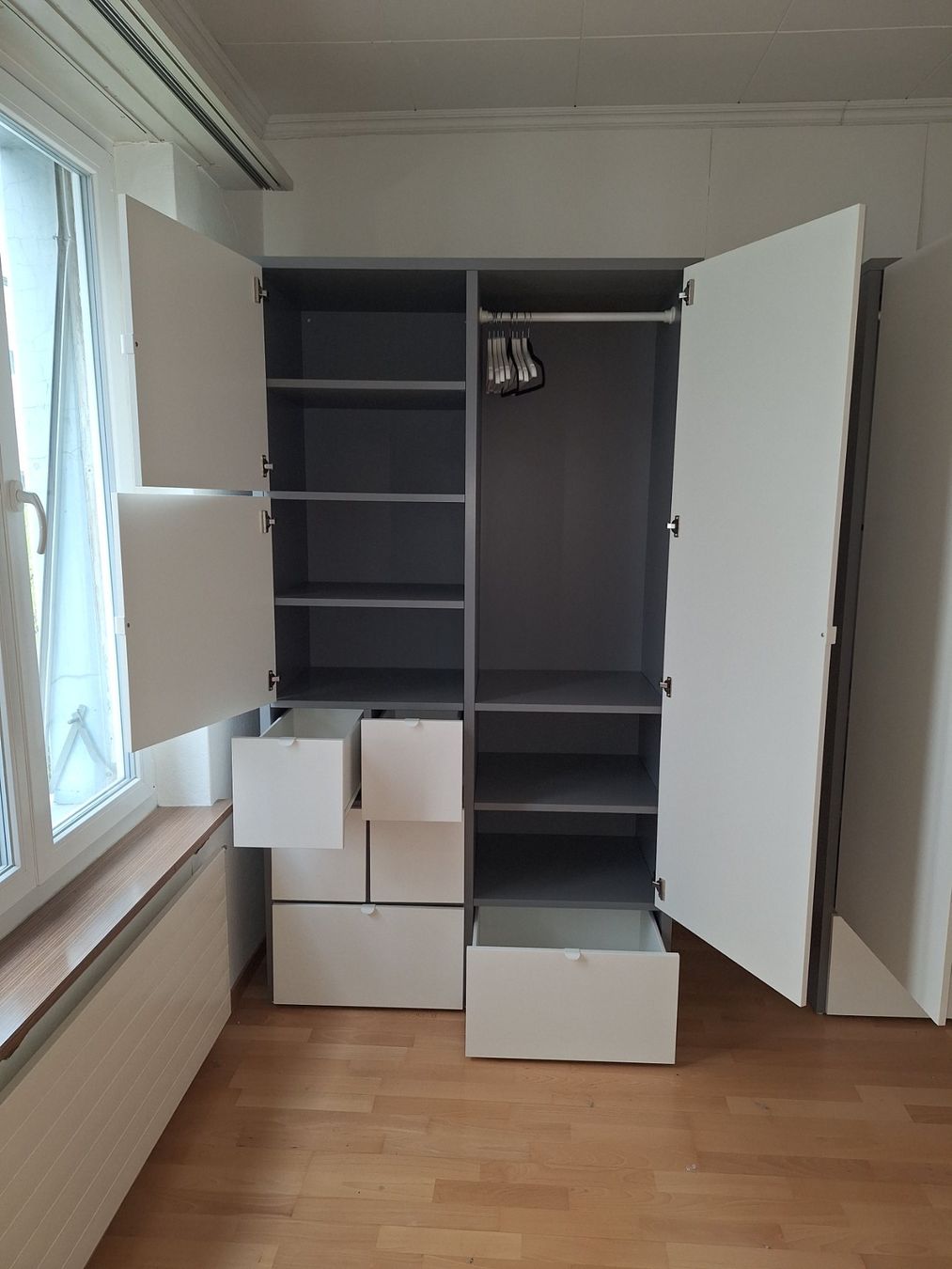 Ikea Armadi: Kleiderschrank Ikea – Usato da Winterthur venduto da tim_r9bz 1