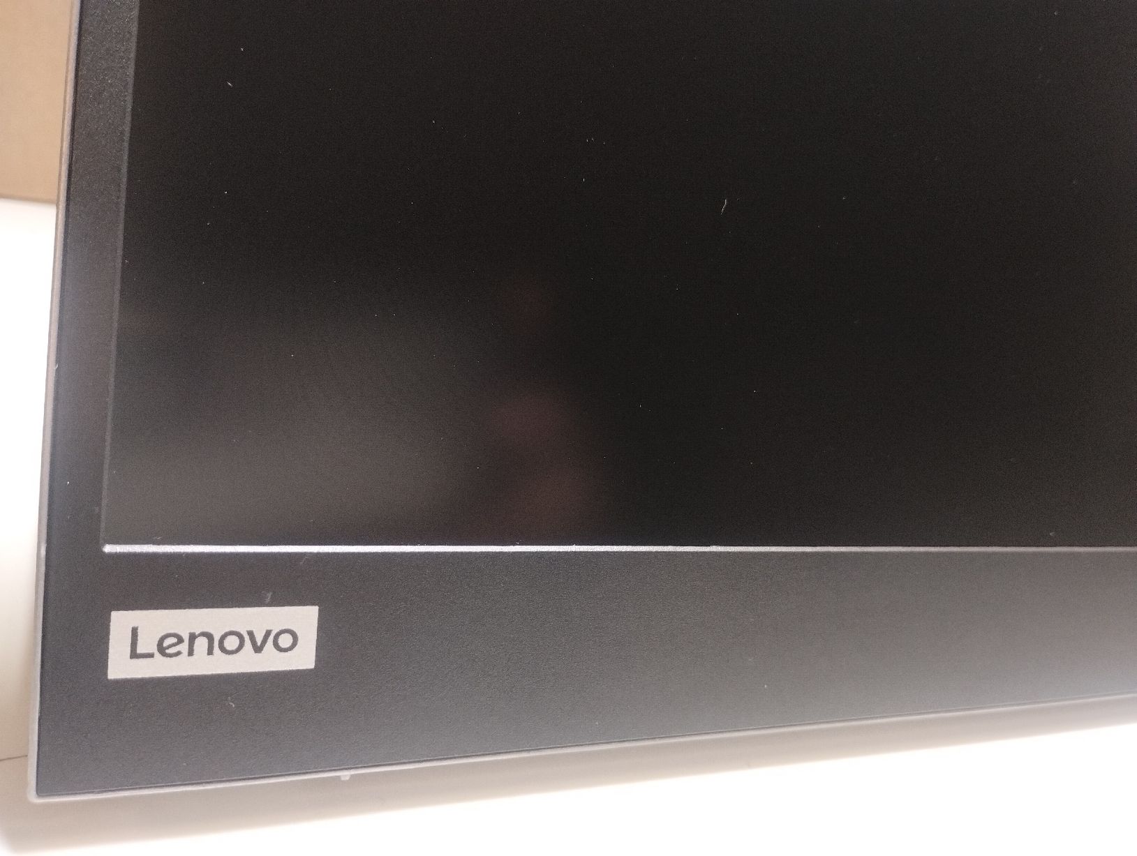 Lenovo Monitore: Portable display Lenovo L15  – Gebraucht aus Brissago von IslandTechZS910 1