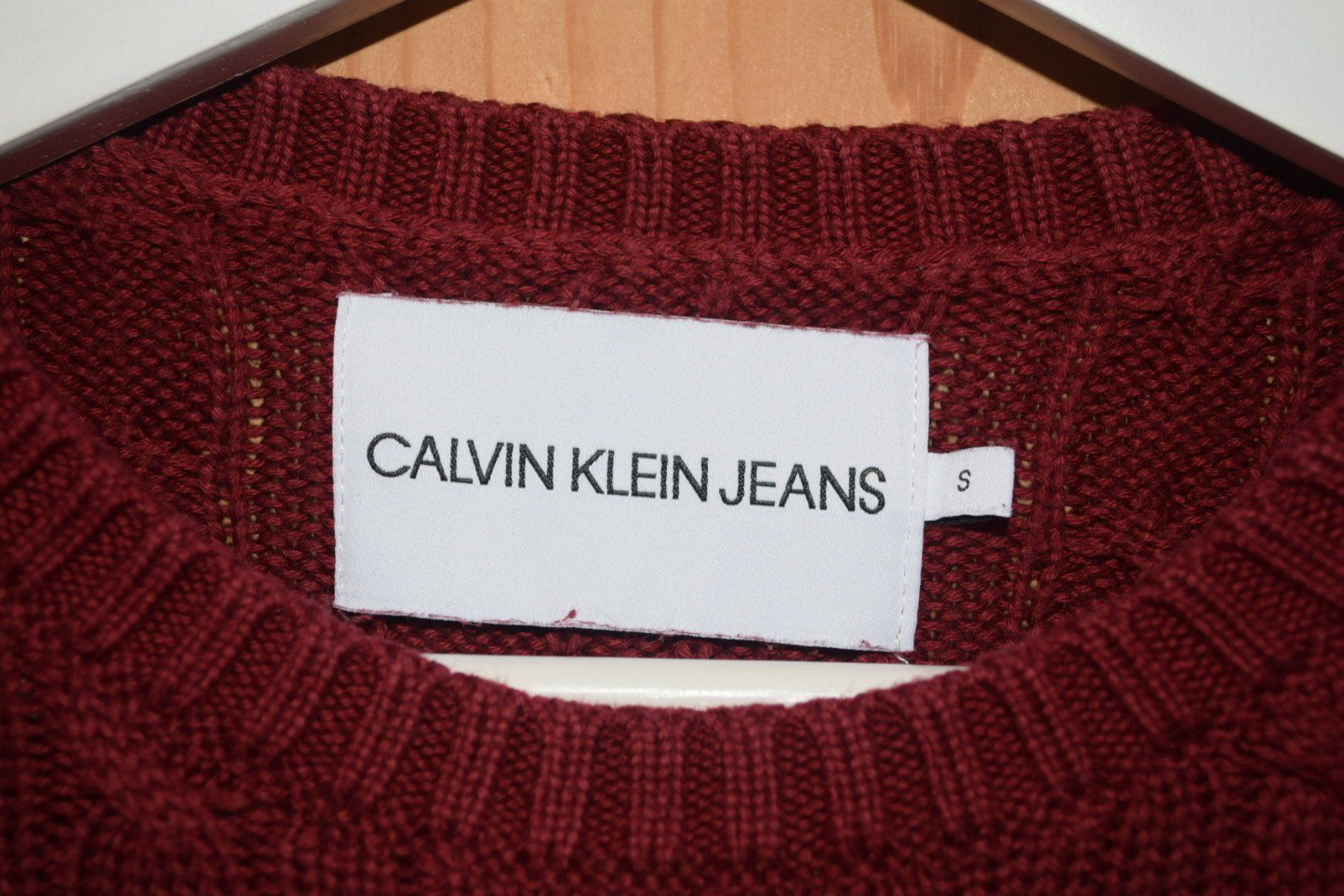Calvin Klein Pullover & Sweatshirts: Calvin Klein Jeans Strickpullover Bordeaux Gr. S – Gebraucht aus St. Gallen von Lena_T 2