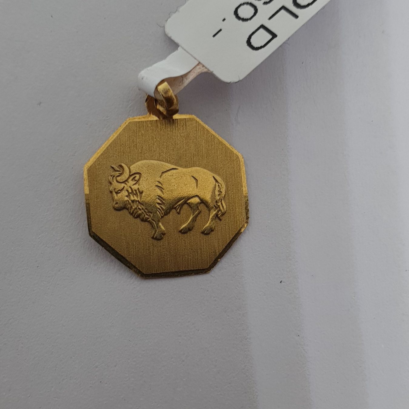 Ciondoli: Echt 9K Gold - Stier Anhänger – Usato da Luzern venduto da luzerngoldhaus