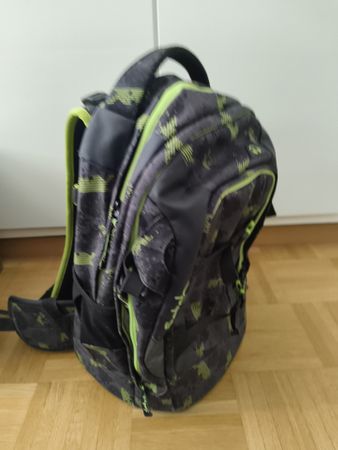 Satch Schulrucksack grau grün guter Zustand gebraucht