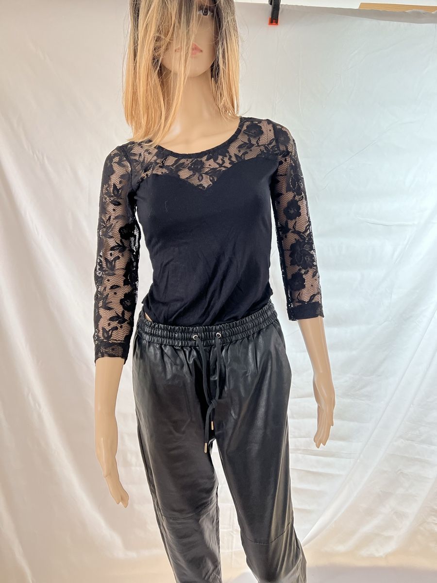 Heine Top: Body Heine Gr 36 – Usato da Laupersdorf venduto da Cloludi