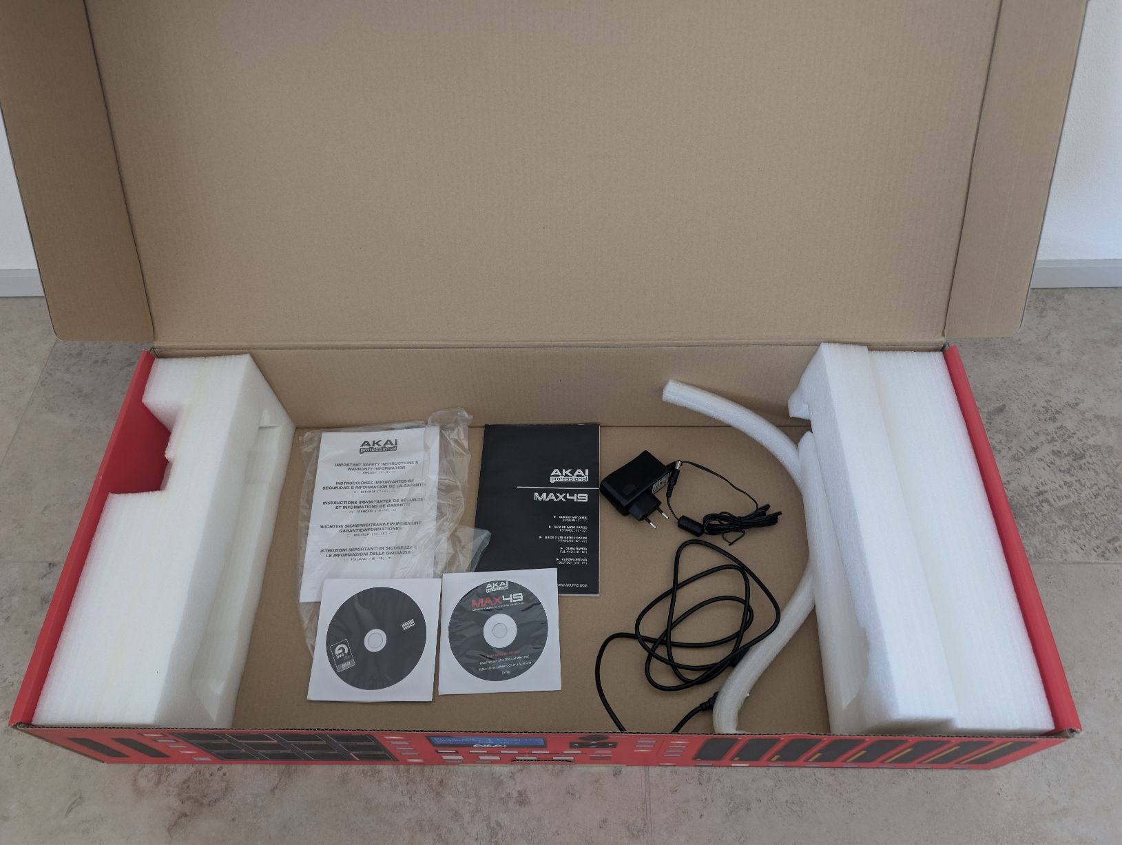Akai Musikinstrumente: AKAI MAX49 MIDI Keyboard Controller – Gebraucht aus Rupperswil von funkygianchi 2
