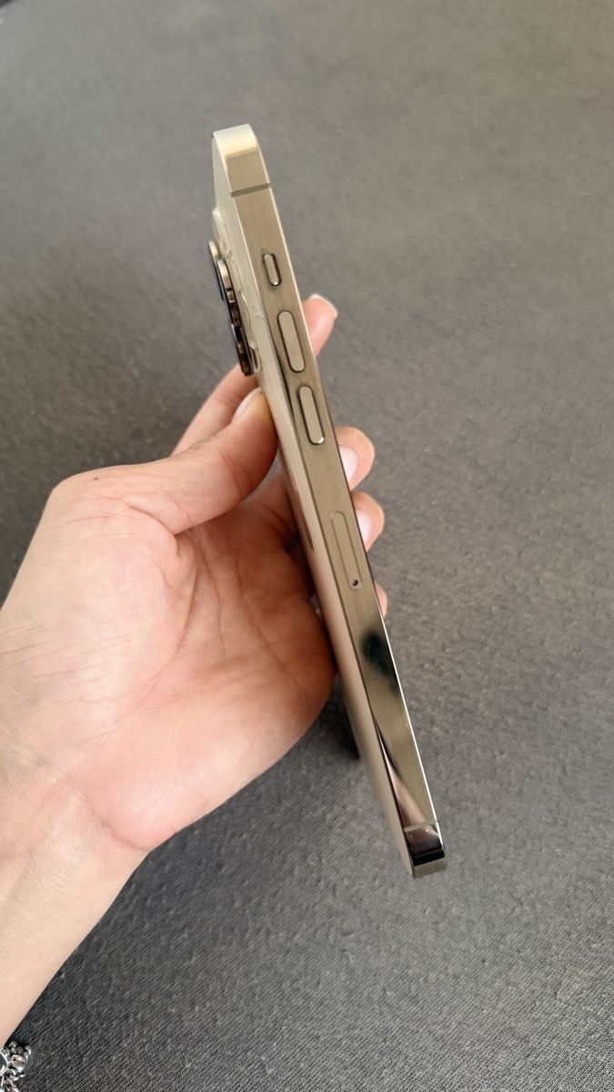 Apple Telefoni cellulari / Smartphones: iPhone 14 pro Max 256gb Gold – Usato da Biel/Bienne venduto da Trend90 1