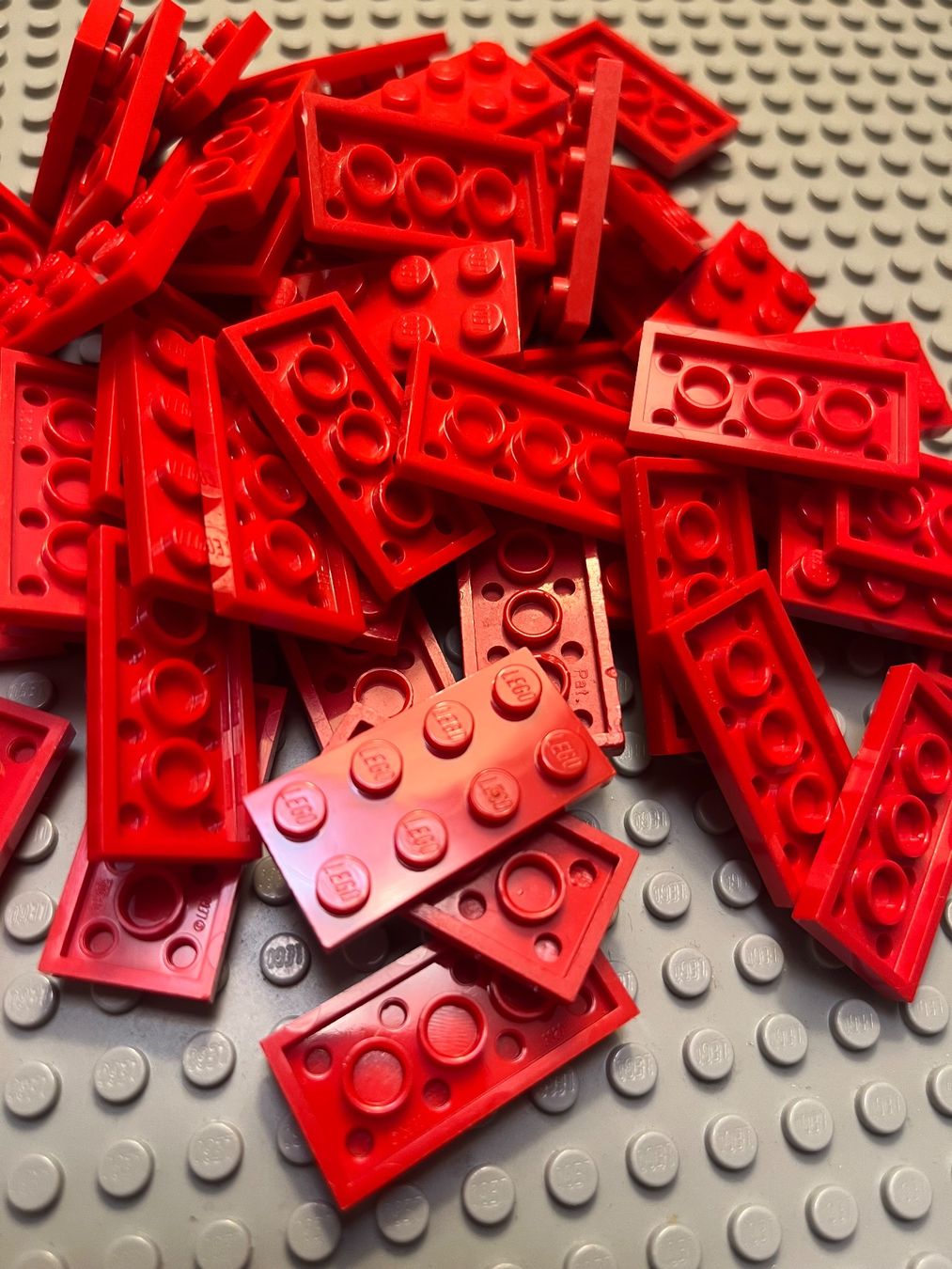 Lego Kit di costruzioni: Lego 40x  Platten 2x4 (3020) – Usato da Basel venduto da Swi-7621