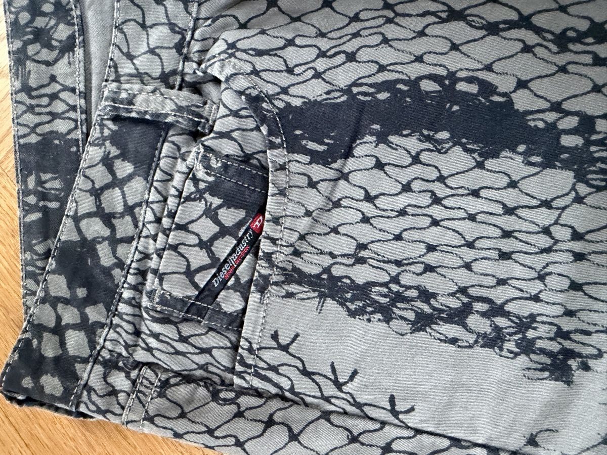 Diesel Pantaloni: Diesel Hose – Usato da Sennhof venduto da tom_zhf6 2