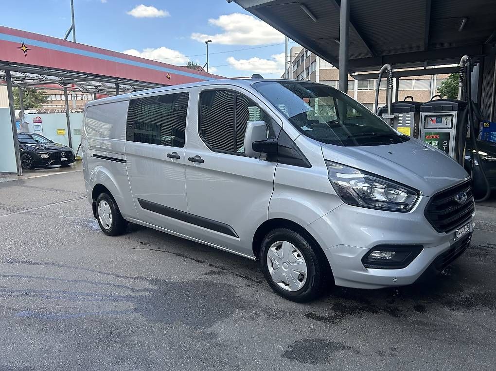 Dienstleistungen & Reparaturen: Ford Transit Customer  – Gebraucht aus Adliswil von Birchler03 1