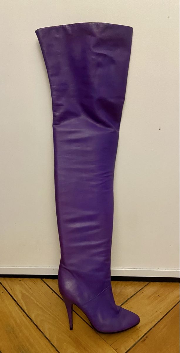 Damenschuhe: Overknee Stiefel lila – Gebraucht aus Zürich von Unique2400 4