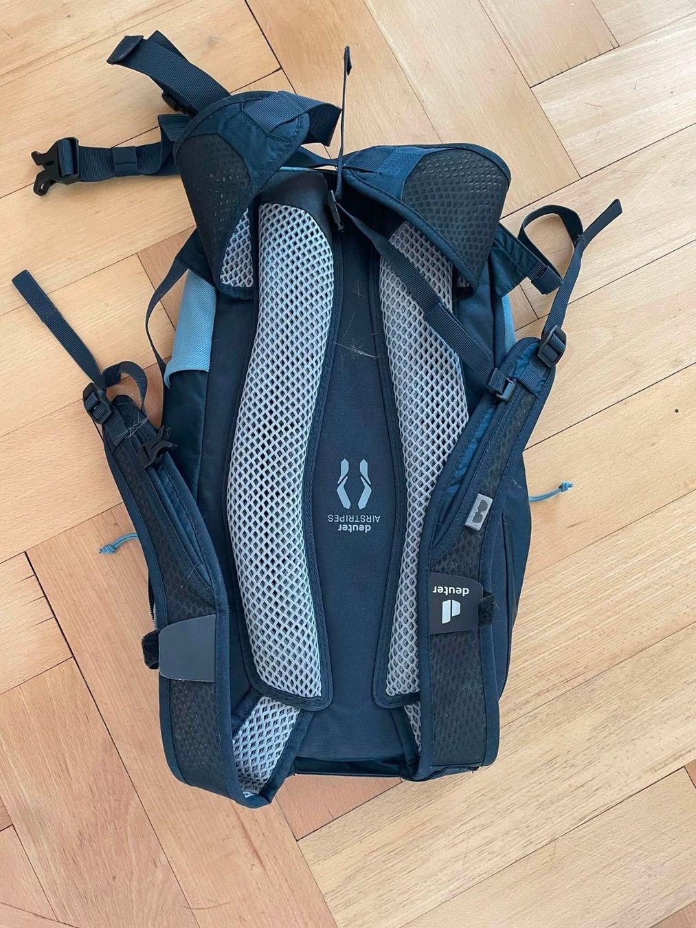 Deuter Sacs à dos: Deuter Backpack Race 16L – D'occasion à Zürich par Rospo_o91 1
