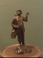 Antike Bronzefigur "Golfer" mit Schlägern