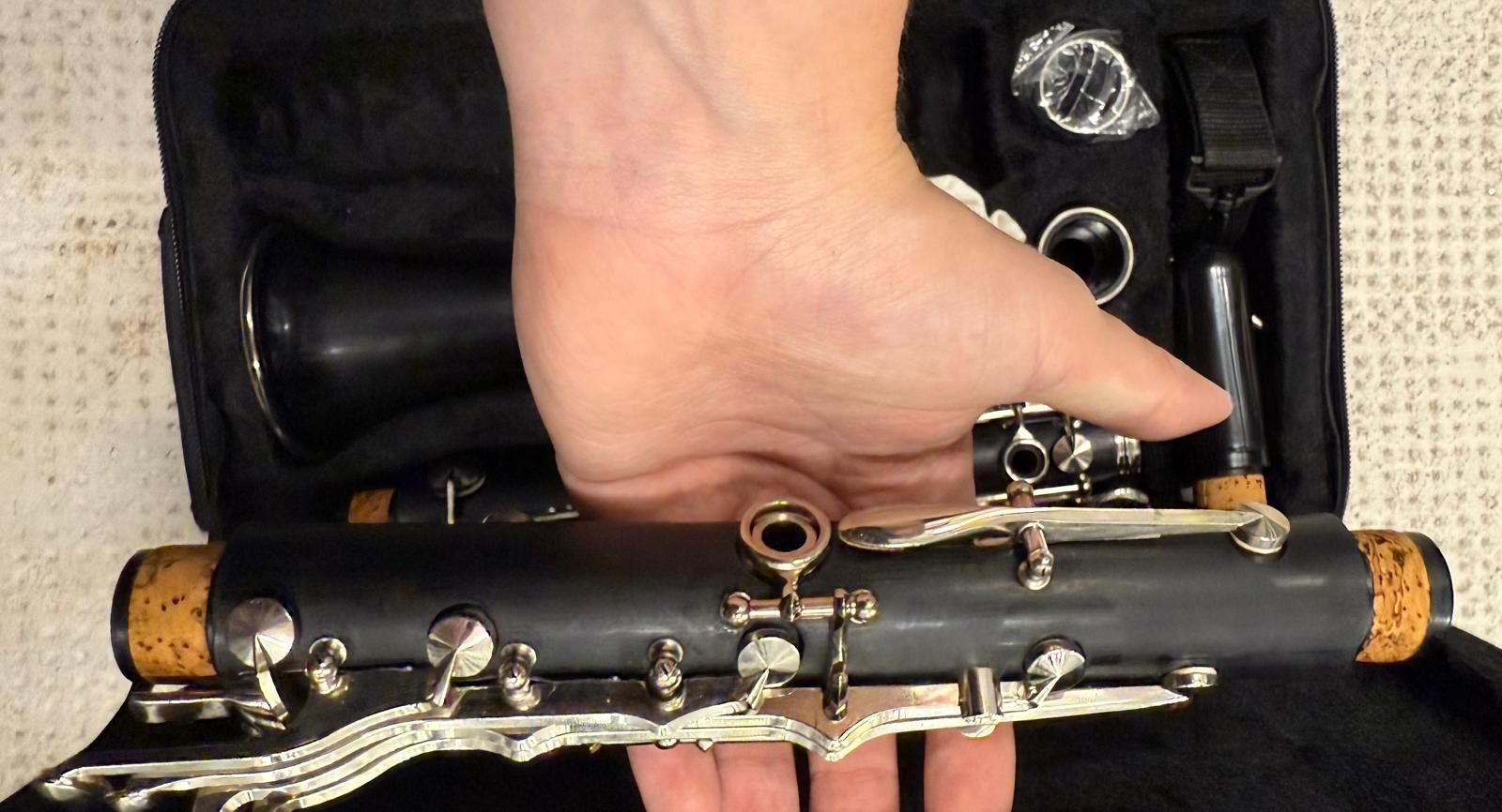 Musikinstrumente: Die Klarinette nicht sehr oft benutzt – Gebraucht aus Allschwil von ale_7fwy 5