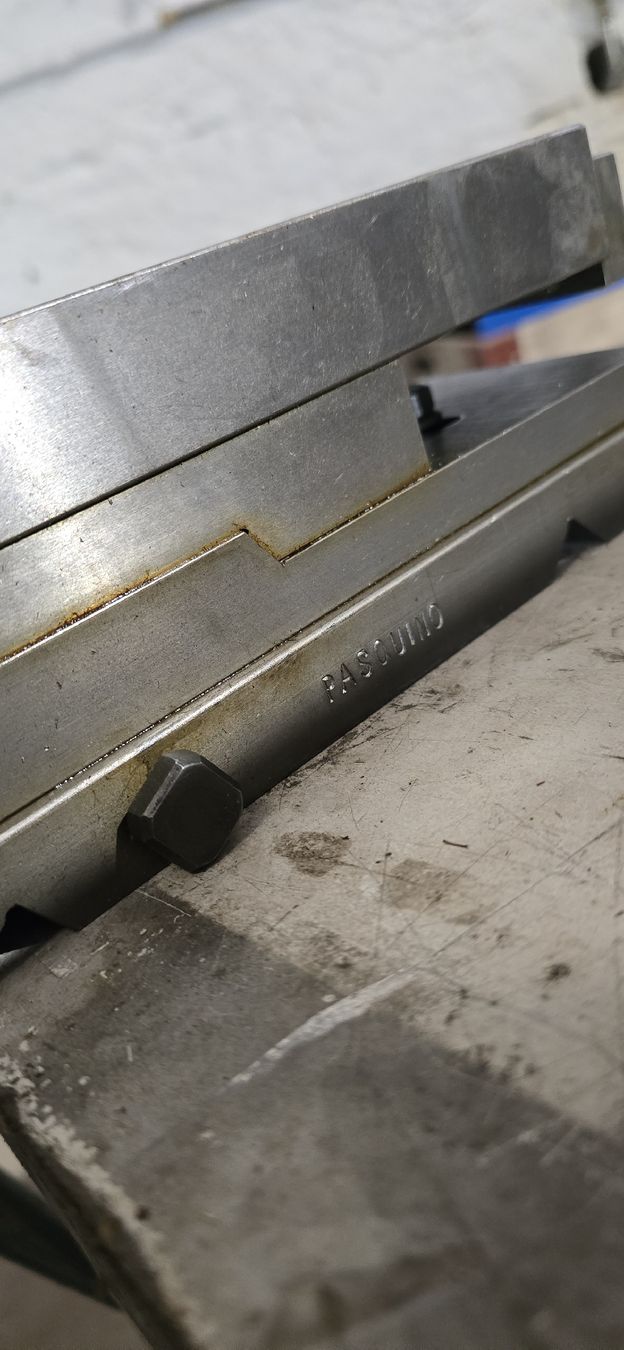 Schaublin Altro per industria metallurgica: Fräse Aparatt Schaublin?  – Usato da Weiningen ZH venduto da ped_fbx2 3