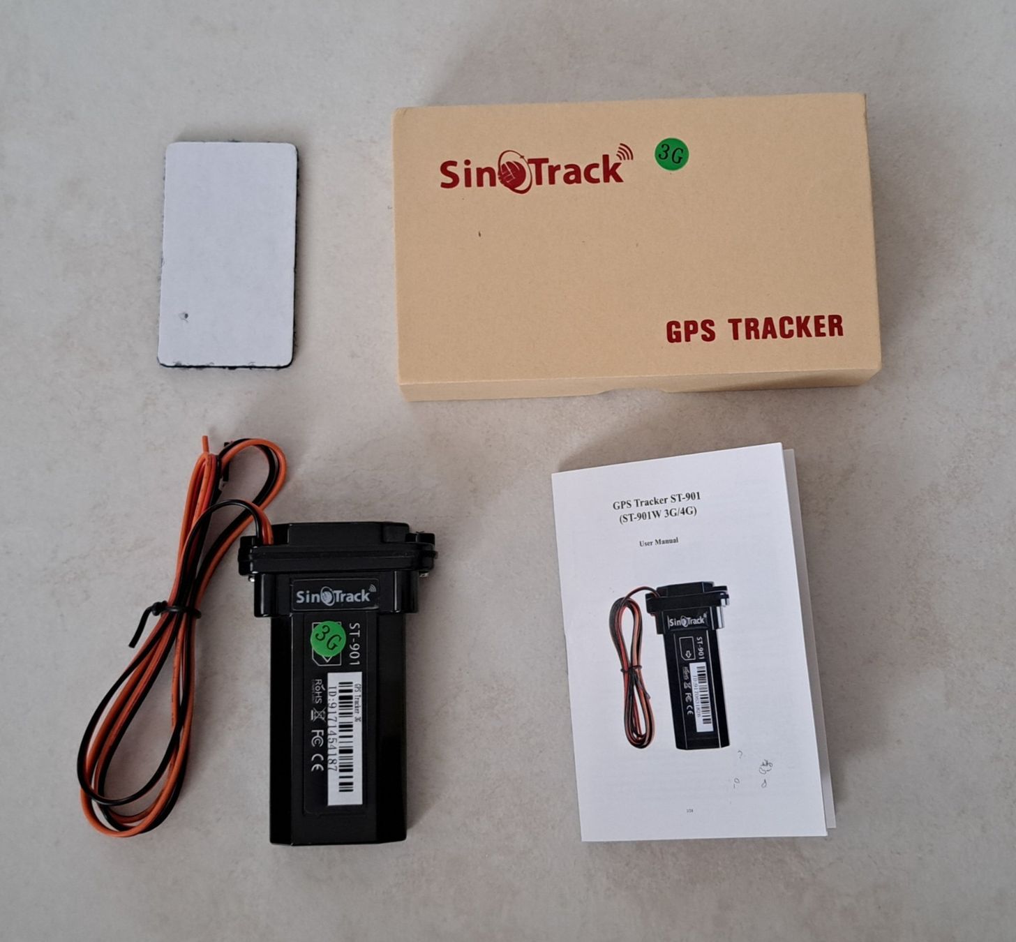 Radiocomunicazione: ***** GPS Tracker - 3G - SinoTrack – Nuovo e nell'imballaggio originale da Villaz-St-Pierre venduto da Ubid