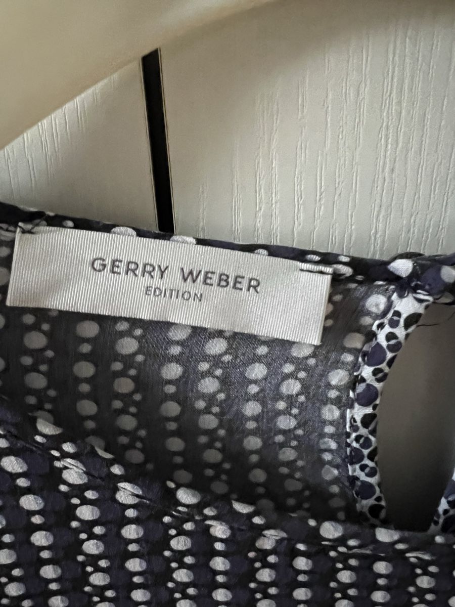 Gerry Weber Camicette: Gerry Weber Edition Bluse blau weiss – Usato da Münchenbuchsee venduto da wurzel123 1