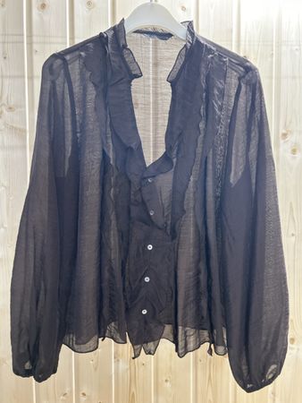 Dunkelbraune Bluse mit Rüschen, Grösse 38, Herbst-Look