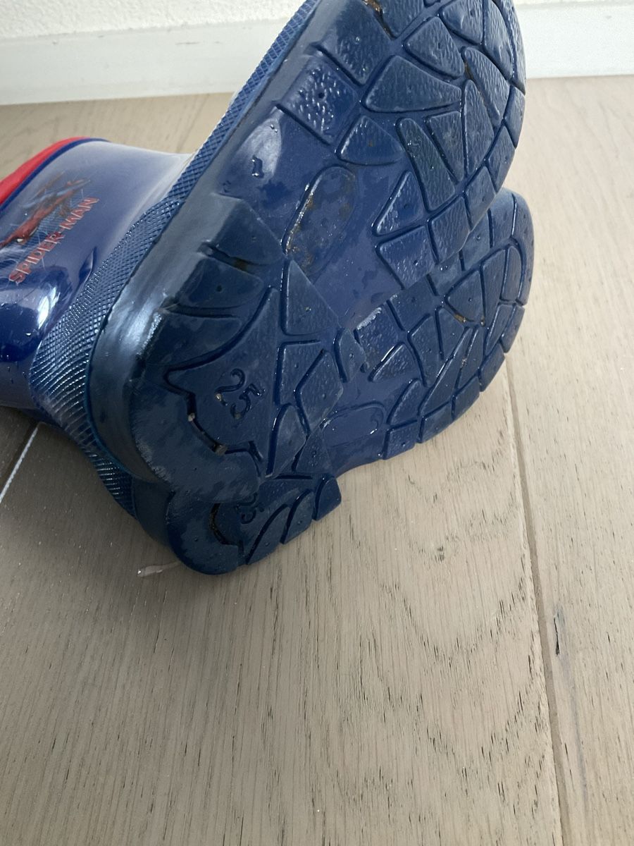 Scarpe per ragazzi: Spiderman Rain Boots gr 25 – Usato da Zürich venduto da TheShips 3
