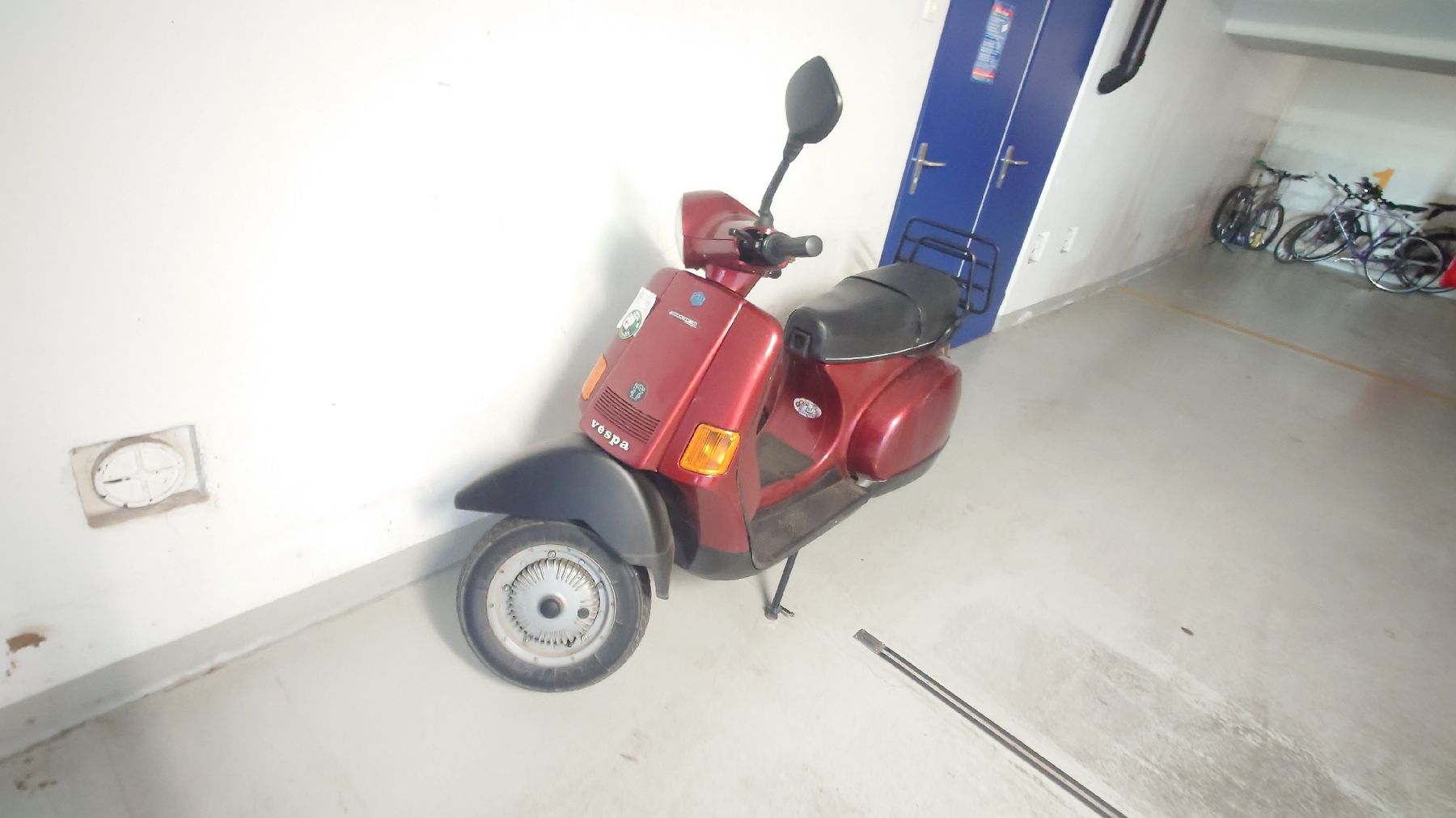 Vespa Scooter: Vespa Cosa 125 / 170ccm – Difettoso da Winterthur venduto da Tenderizer3000 3