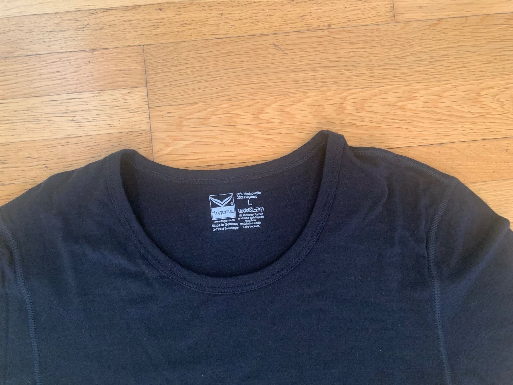 T-Shirts: Merino Shirt schwarz – Neu (gemäss Beschreibung) aus Bülach von frische_brise 9
