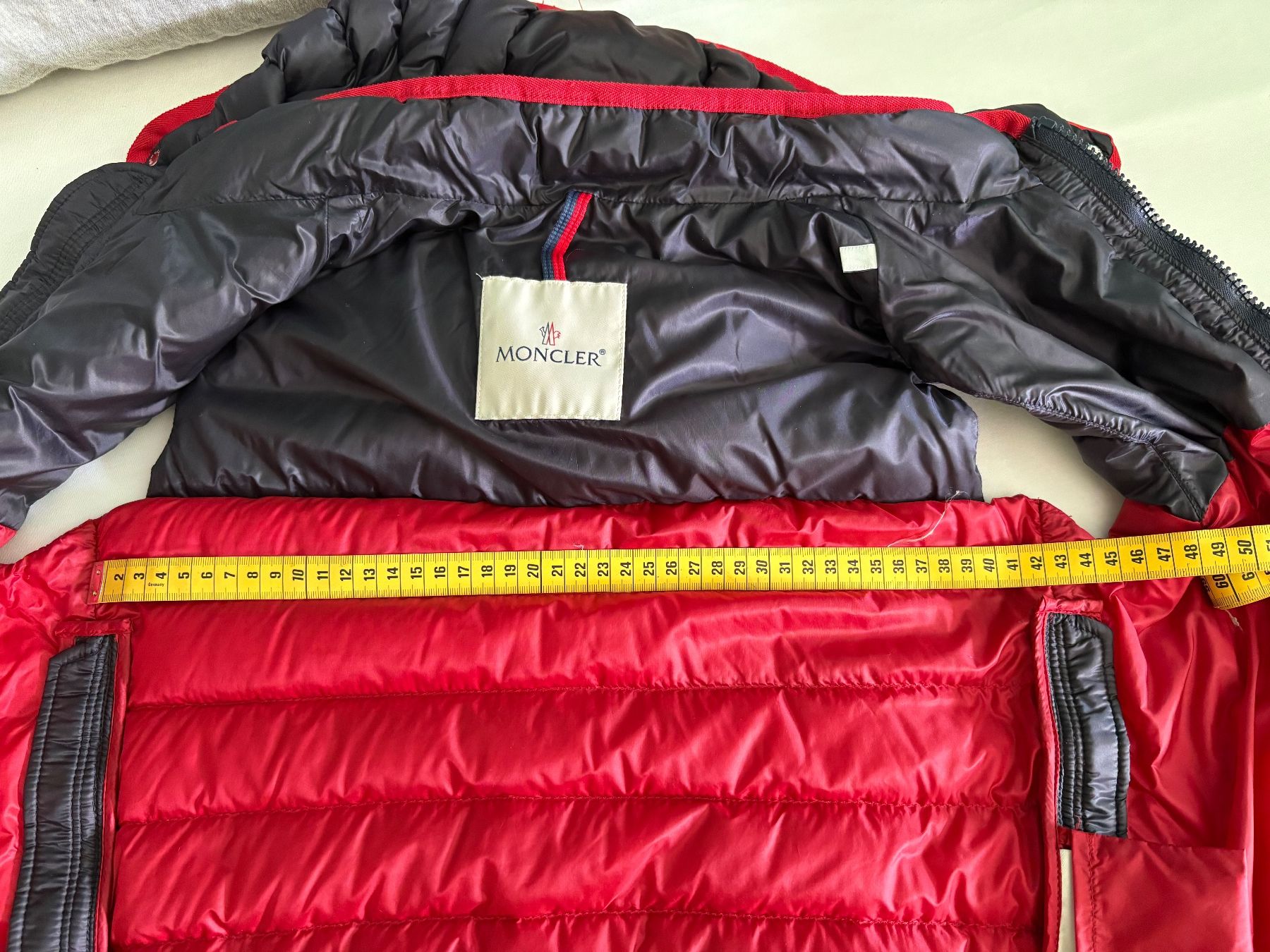 Moncler Sonstige Jungenkleidung: Moncler Weste Kinder 14y / 164cm – Neu (gemäss Beschreibung) aus Baar von El.bee 6