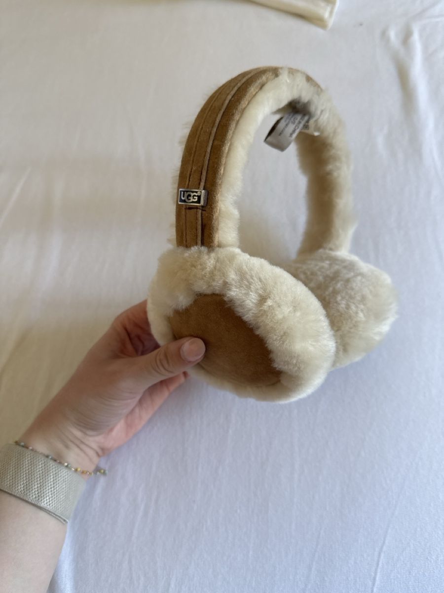 Ugg Copricapi, berretti & cappellini: UGG Ohrenwärmer – Usato da Basel venduto da luc_tld6