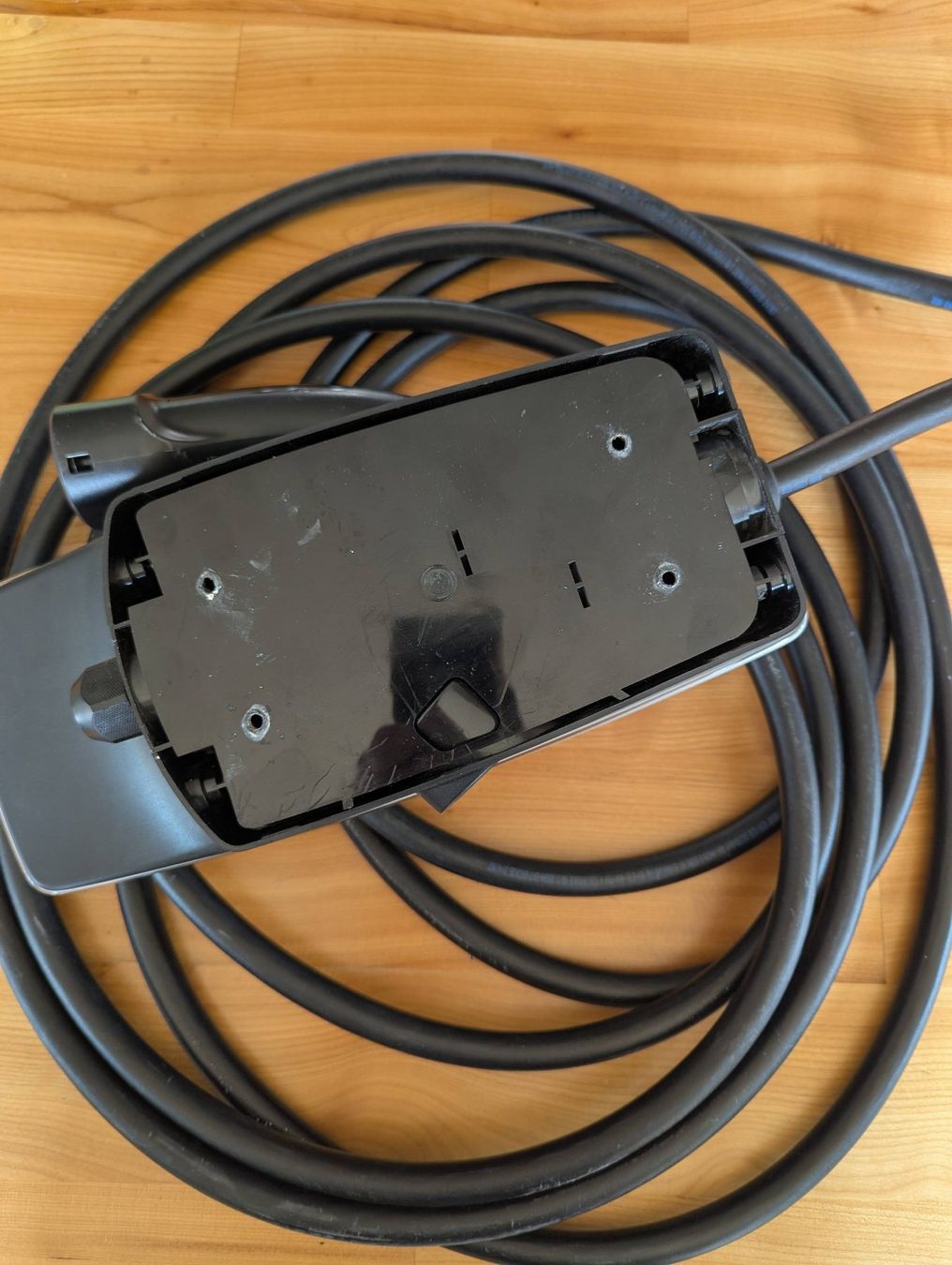Tesla Chargeurs de batterie: Tesla Wall Connector Gen 3 – D'occasion à Oberengstringen par eltz 1
