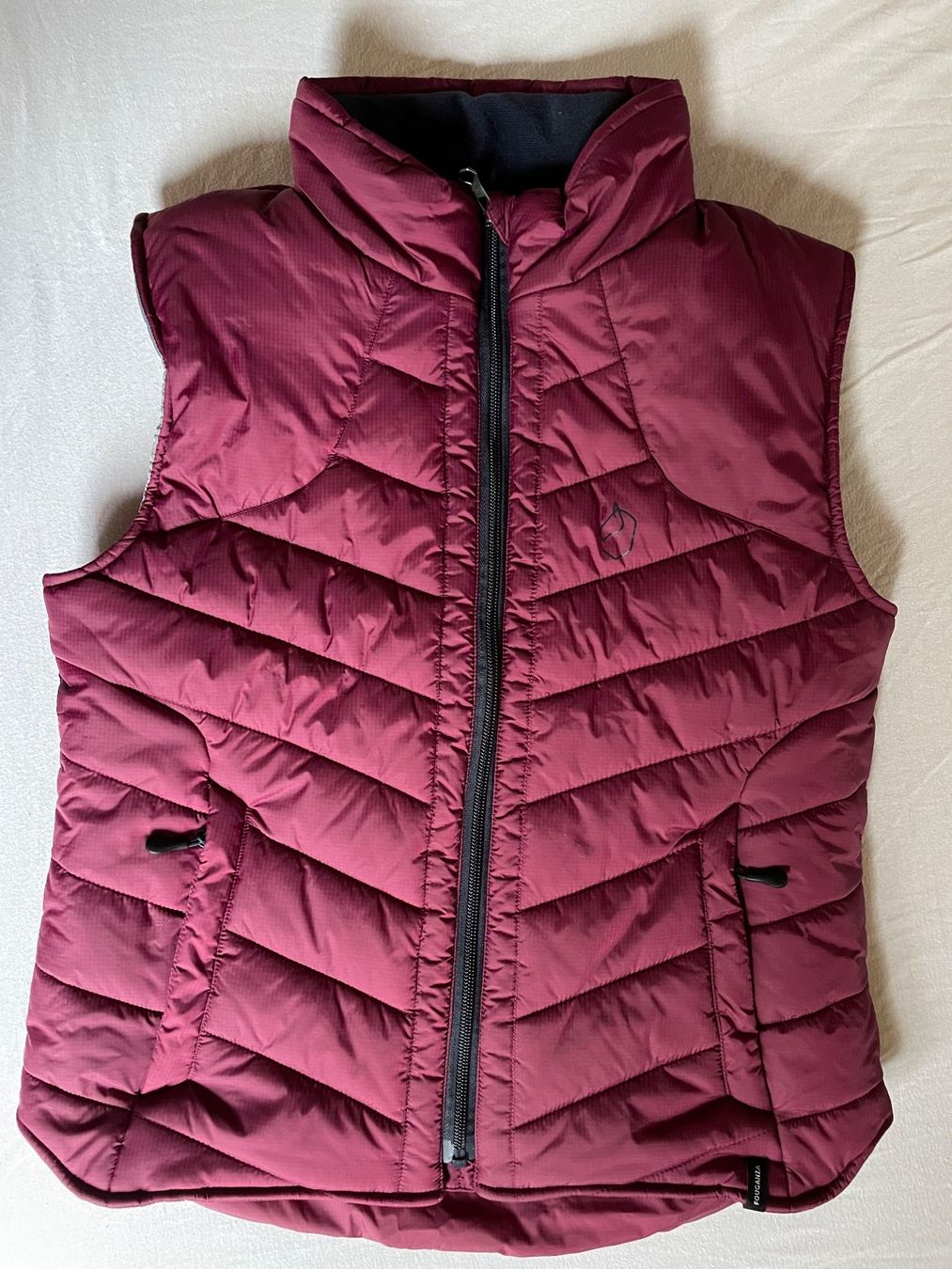 Decathlon Sonstige Mädchenkleider: Gilet, Gr. 152, ideal fürs Reiten oder Sport – Gebraucht aus Cham von 2eye