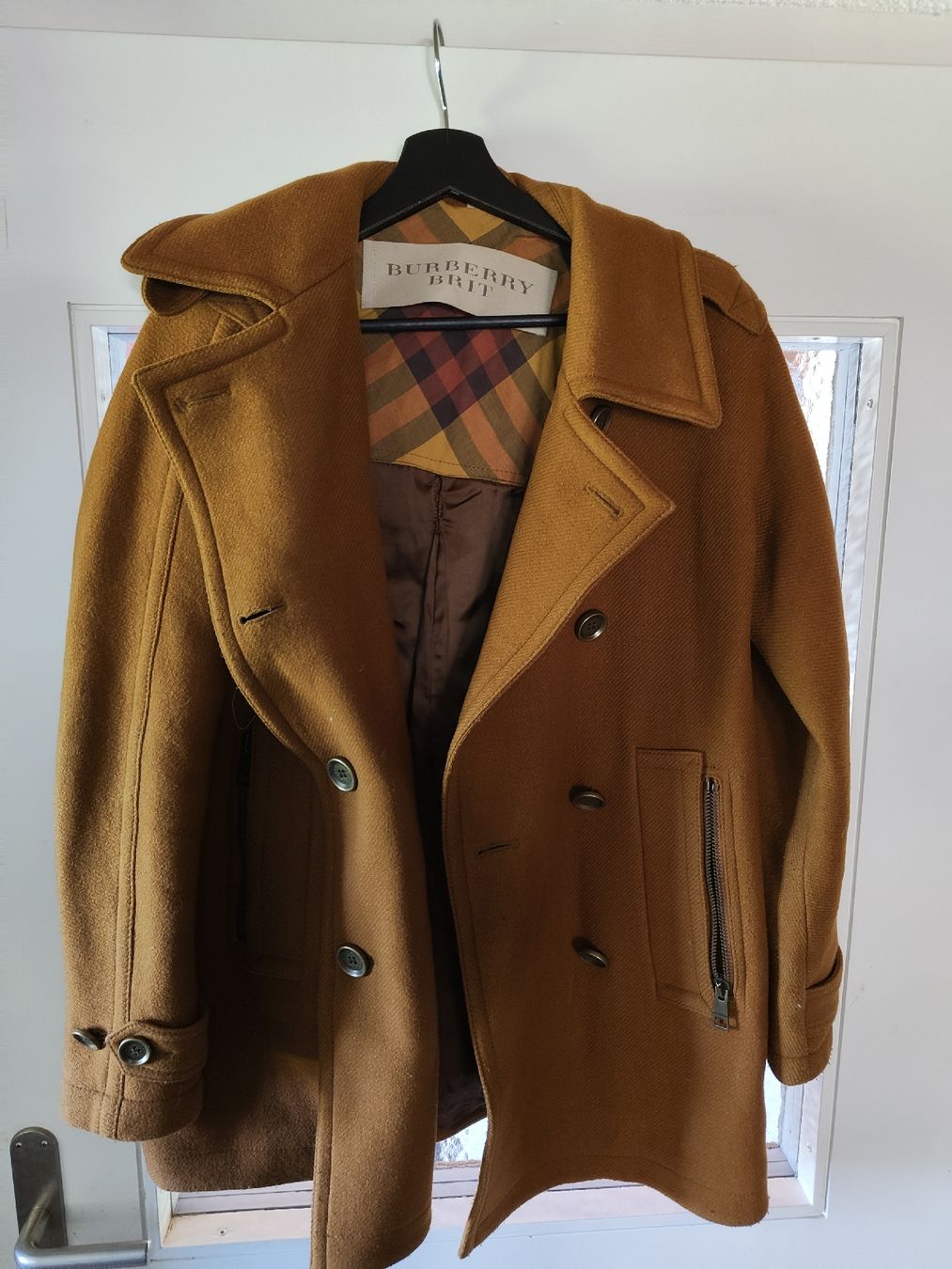 Burberry Mäntel: Burberry Mantel – Gebraucht aus Niederglatt SG von bella2022