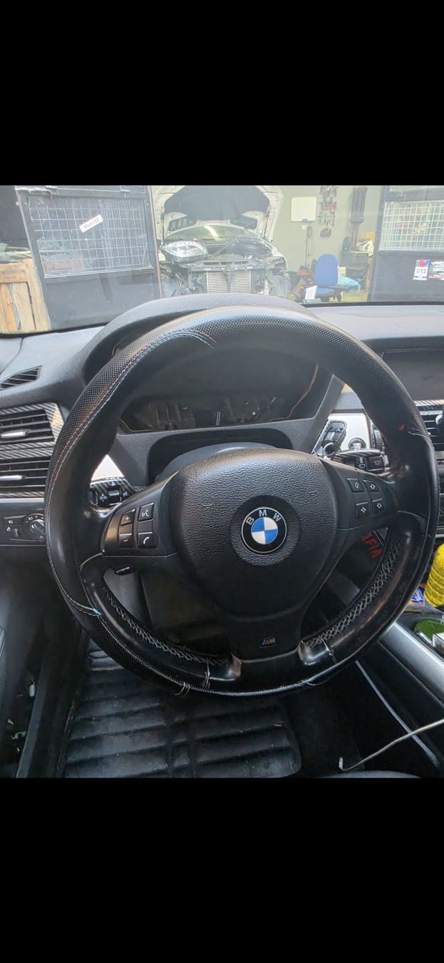 BMW Alle Autoersatzteile: BMW E70 Lenkrad M-Paket – Gebraucht aus Widen von Razer11