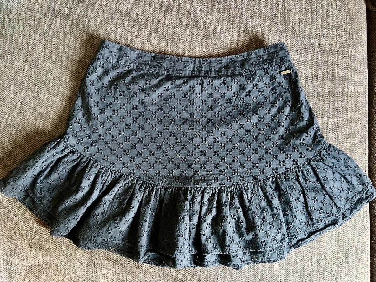 Pepe Jeans Röcke: Jupe-short Pepe Jeans bleu – Gebraucht aus Neuchatel von jaz_77ly