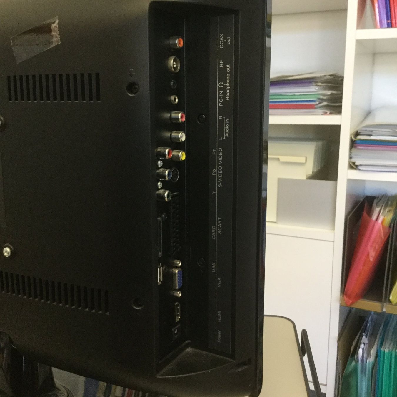 Daewoo Televisori: Téléviseur LCD Daewoo avec lecteur DVD intégré – Usato da Meggen venduto da CHARCOR 8