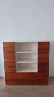 Highboard Möbel Pfister, weiss Türen Nussbaumholz massiv