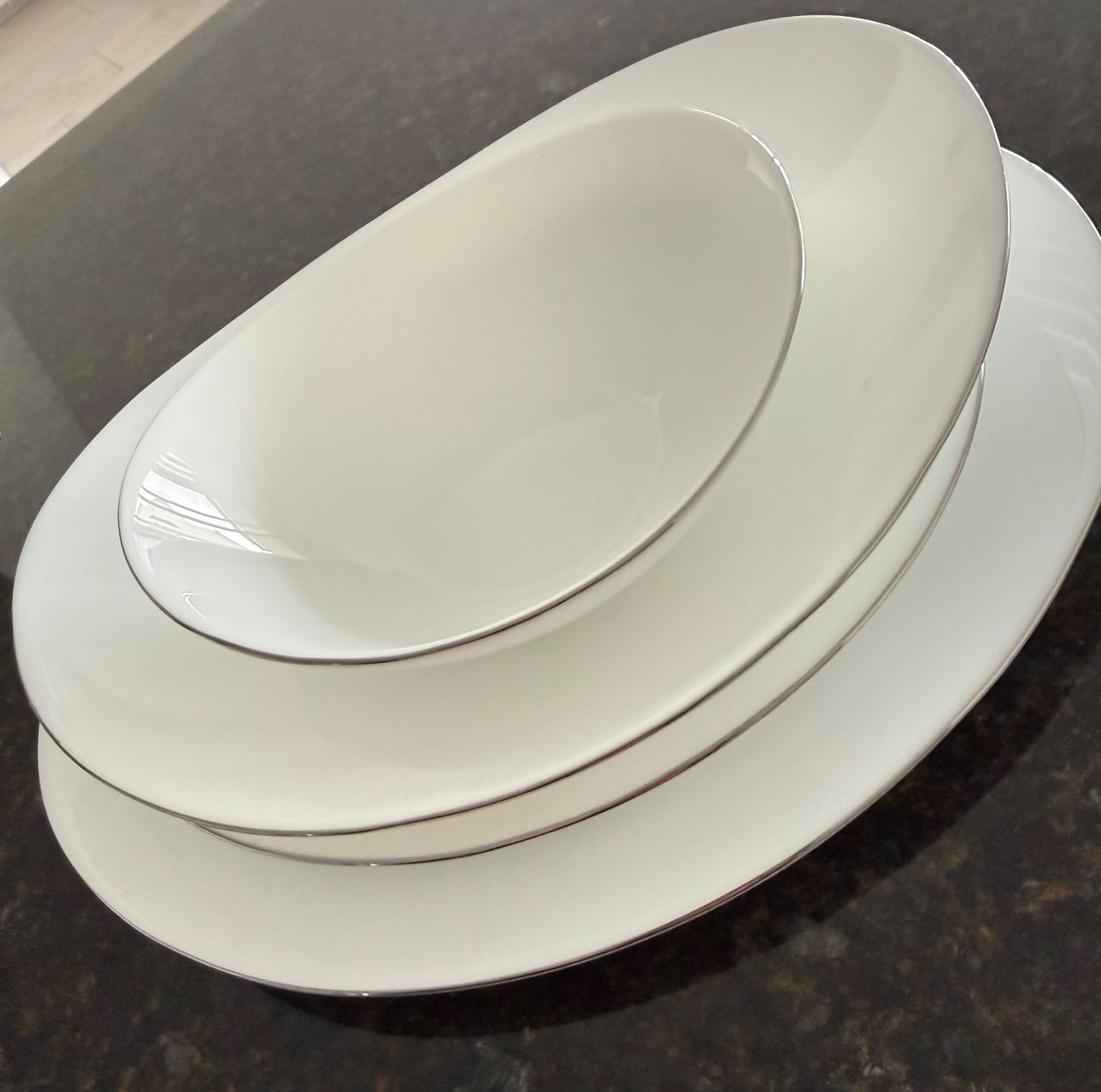 Services de table: Geschirrset 24-teilig – Neuf (Voir description) à Wohlen AG par _A.G_