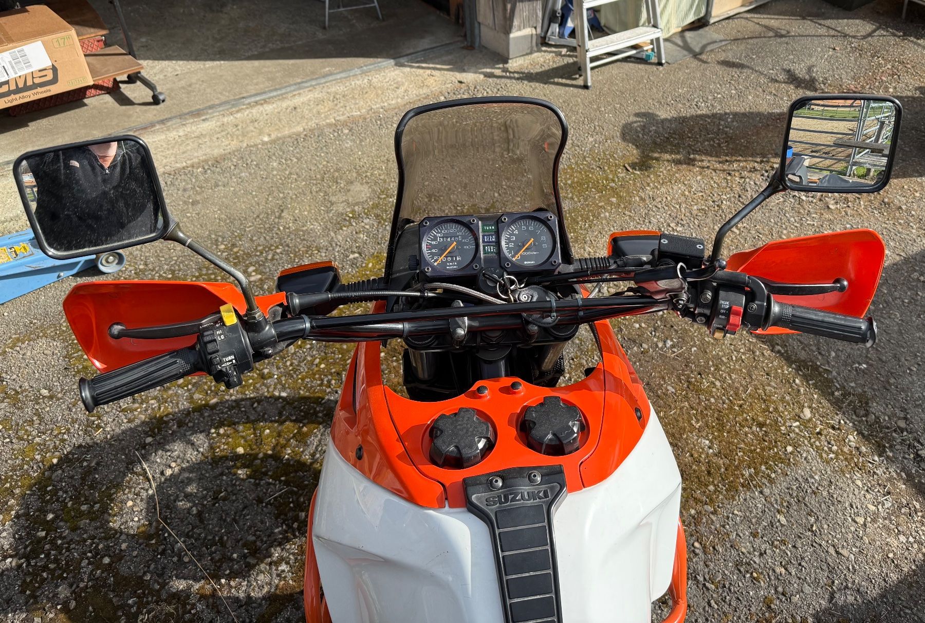 Suzuki Enduro: Suzuki DR Big 750S – D'occasion à Dussnang par Iomega 3