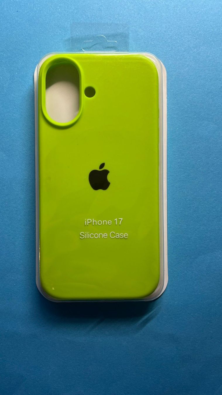Cover & Protezioni schermo: Coque Apple iPhone 17 \ Apple iPhone 17  Hülle – Nuovo e nell'imballaggio originale da St-Cergue venduto da vpr_7v8g