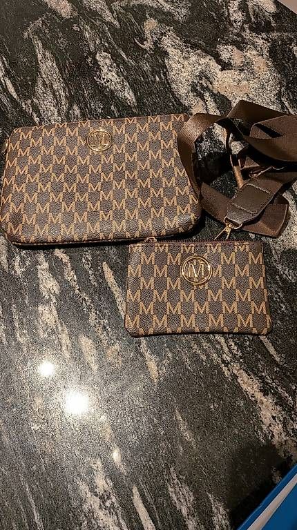 Borse da donna: Tasche und kleiner Geldbeutel – Usato da Wattenwil venduto da karinschaw 1