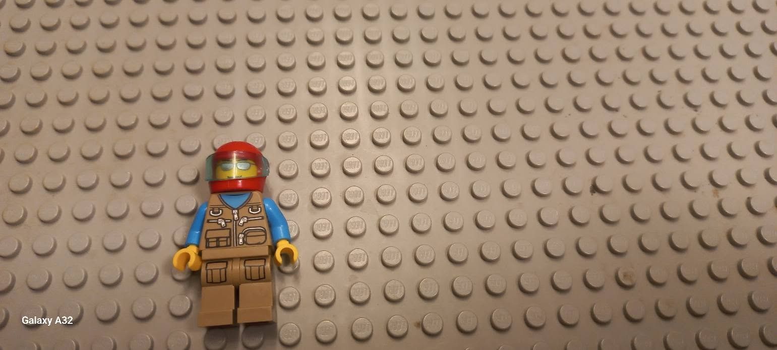 Lego Giocattoli: L'hélicoptère Lego System – Usato da La tour de treme venduto da Legocreation82 3