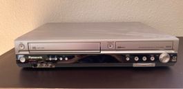 VHS - Player - Panasonic DMR-ESRV