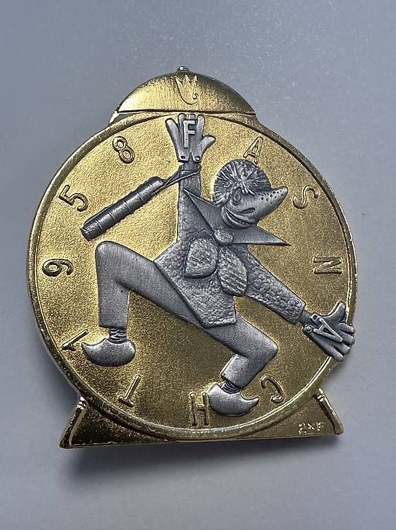 Basler Placchette & Badge: Fasnacht Basel GOLD 1958 – Usato da Basel venduto da fasnachtsoutlet1965